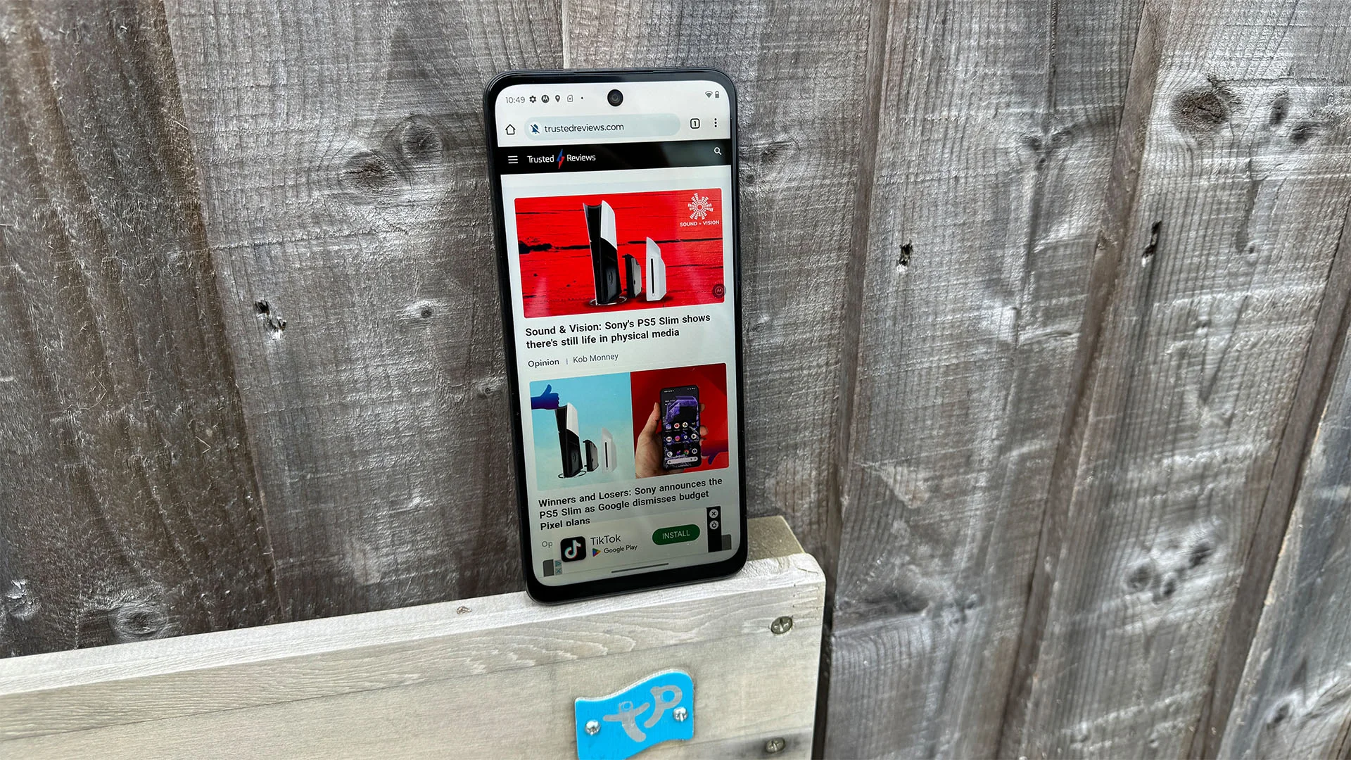 Recensione Motorola Moto G54 5G: Un onesto compagno di viaggio